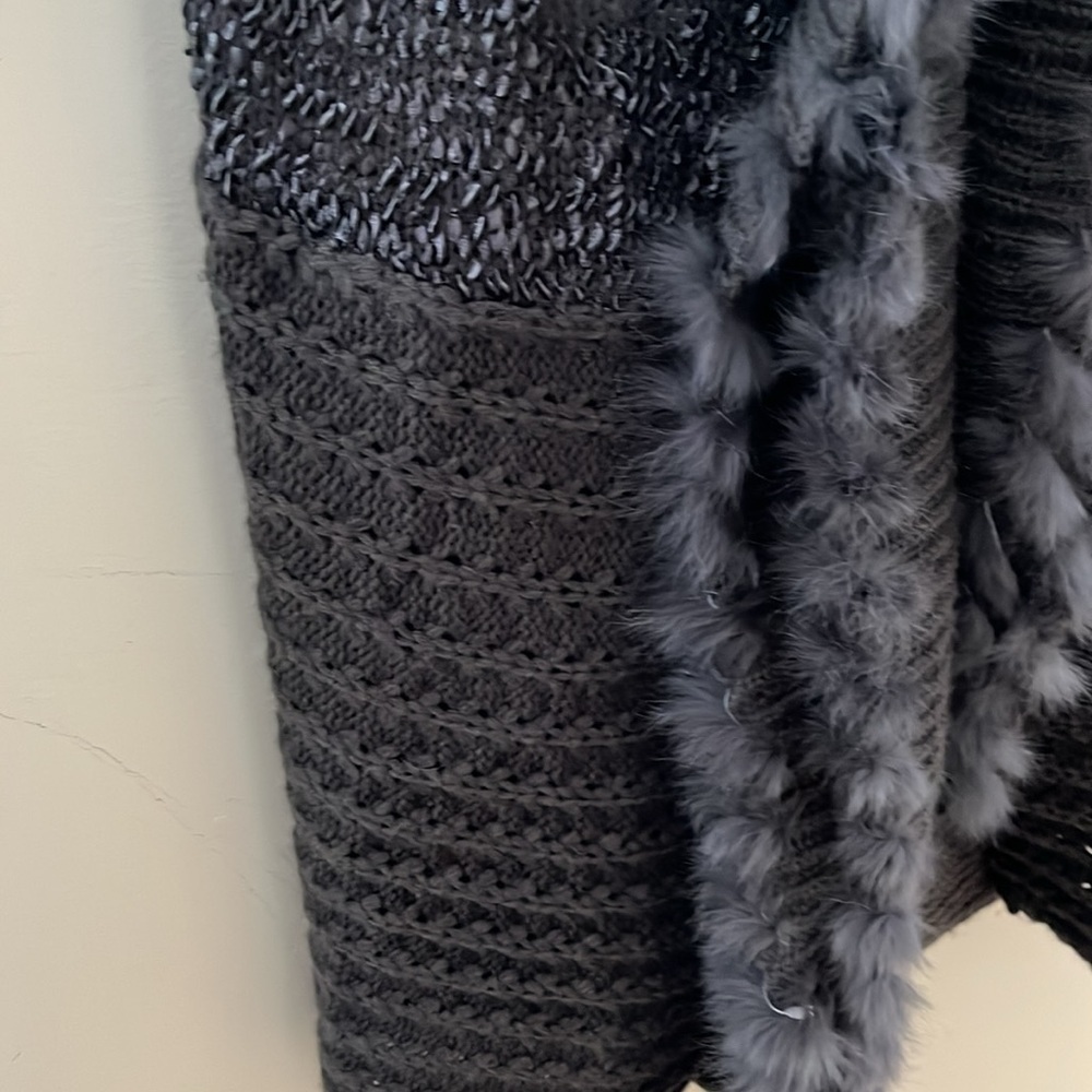 [2XL]Sioni Snap Button Rabbit Fur Trim Mixed Texture Cardigan - Picture 6 of 13